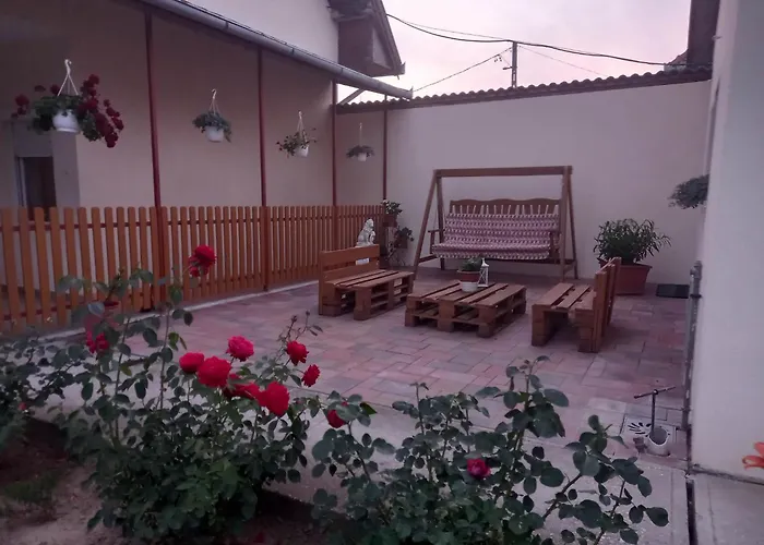 Csalogany Vendeghaz * Lengyeltoti